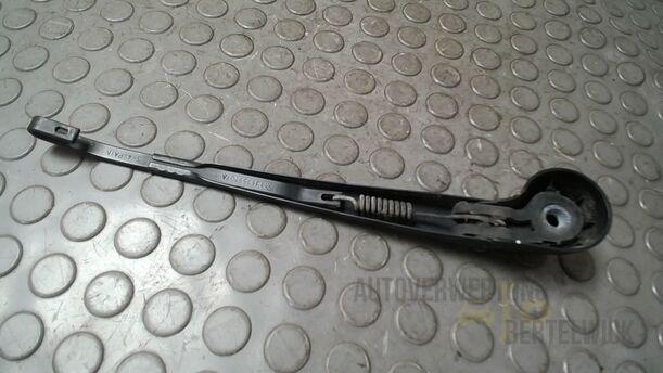 Foto: SCHEIBENWISCHERARM HINTEN eines VW Golf 1.4 GL
