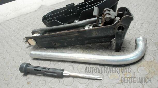 Foto: WAGENHEBER eines VW Lupo 1.0 GL