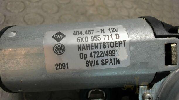 Foto: SCHEIBENWISCHERMOTOR HINTEN eines VW Lupo 1.0 GL