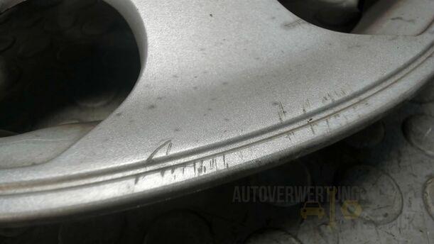 Foto: RADKAPPE / RADDECKEL 13 ZOLL eines VW Lupo 1.0 GL