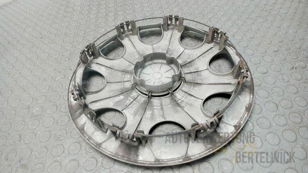 Foto: RADDECKEL / RADKAPPE 13 ZOLL eines VW Lupo 1.0 GL