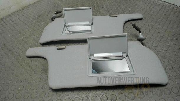 Foto: SONNENBLENDENPAAR eines Mazda MPV 2.0 TD GLX