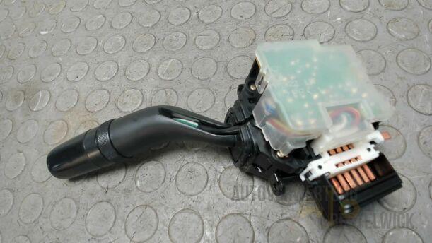 Foto: SCHEIBENWISCHERSCHALTER eines Mazda MPV 2.0 TD GLX