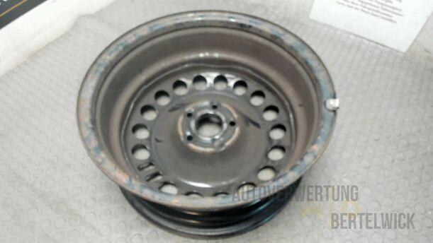 Foto: STAHLFELGE 6,5 X 16 ET39 eines Opel Astra 1.4 Turbo ecoFLEX Start/Stop GLX