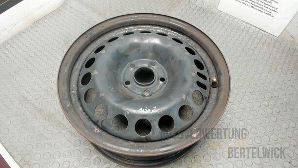Foto: STAHLFELGE 6,5 X 16 ET39 eines Opel Astra 1.4 Turbo ecoFLEX Start/Stop GLX