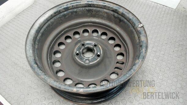 Foto: STAHLFELGE 6,5 X 16 ET39 eines Opel Astra 1.4 Turbo ecoFLEX Start/Stop GLX