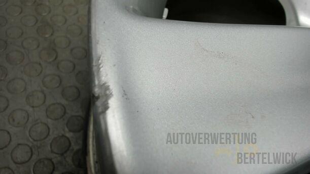 Foto: ALUFELGE SMR770A (7X17 ET55) eines Honda Civic 1.8i-VTEC