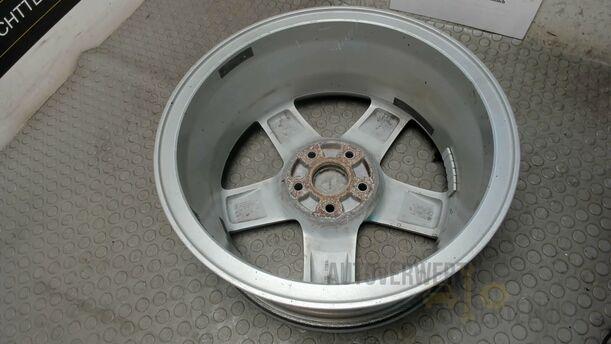 Foto: ALUFELGE SMR770A (7X17 ET55) eines Honda Civic 1.8i-VTEC
