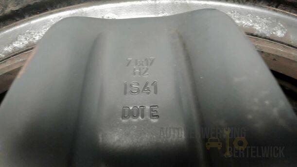 Foto: STAHLFELGE 7X17 ET41 eines Opel Insignia 2.0 CDTI ecoFLEX Start/Stop