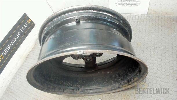 Foto: STAHLFELGE 7X17 ET41 eines Opel Insignia 2.0 CDTI ecoFLEX Start/Stop