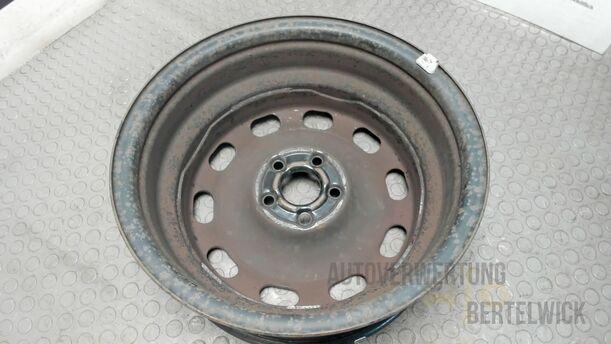 Foto: STAHLFELGE 6X15 ET38 eines VW Golf 1.4