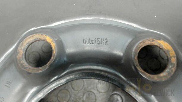 Foto: STAHLFELGE 6X15 ET38 eines VW Golf 1.4
