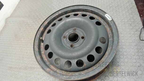 Foto: STAHLFELGE 6X15 ET43 ( 4 LOCH ) eines Opel Meriva 1.6 16V