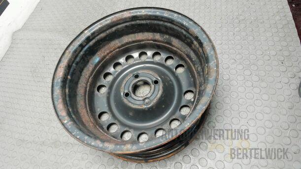 Foto: STAHLFELGE 6X15 ET43 ( 4 LOCH ) eines Opel Meriva 1.6 16V