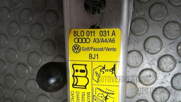 Foto: WAGENHEBER/ BORDWERKZEUG eines VW Golf 1.4