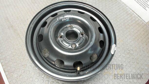 Foto: STAHLFELGE 6X15 ET49,5 eines Ford Mondeo Turnier