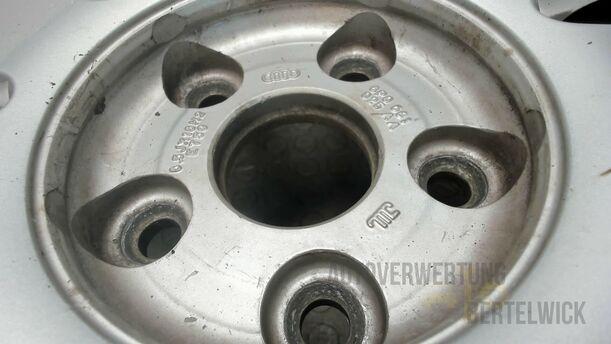 Foto: ALUFELGE 6,5X16 ET50 eines Audi A4 Avant 2.0 TDI
