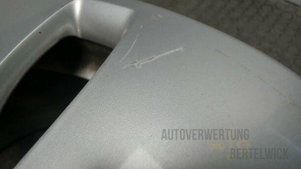 Foto: ALUFELGE 7X16 ET42 eines Audi A4 Avant 2.0 TDI