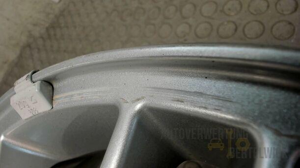 Foto: ALUFELGENSATZ 6X15 ET52,5 eines Ford Focus Ghia