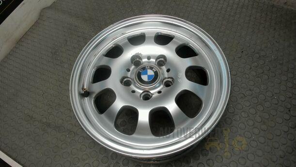 Foto: ALUFELGE 6,5X15 ET42 (BASTLER) eines BMW 316i Ghia