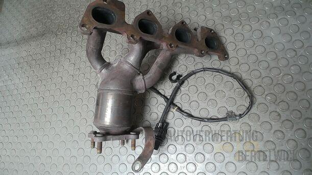 Foto: AUSPUFFKRÜMMER MIT KATALYSATOR eines VW Golf 1.4 Ghia
