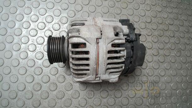 Foto: LICHTMASCHINE ( 90A ) eines VW Golf 1.4 Ghia