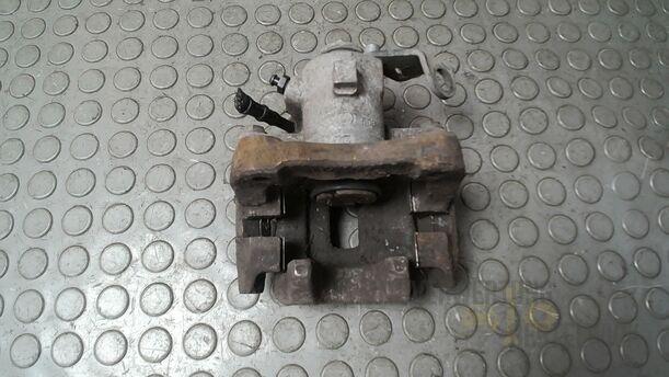 Foto: BREMSSATTEL HINTEN RECHTS ( LUCAS ) eines VW Golf 1.4 Ghia