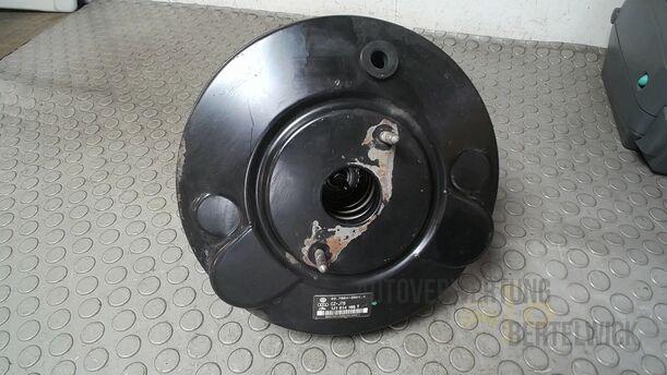 Foto: BREMSKRAFTVERSTÄRKER ( ESP ) eines VW Golf 1.4 Ghia