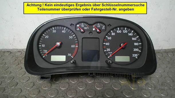 Foto: TACHOEINHEIT/ KOMBIINSTRUMENT eines VW Golf 1.4 Ghia