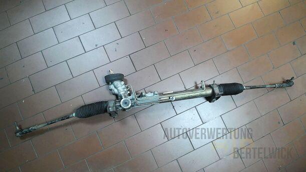 Foto: SERVOLENKUNG/ LENKGETRIEBE eines VW Golf 1.4 Ghia