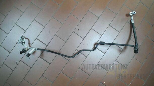 Foto: SCHLAUCH VERDAMPFER/ TROCKNER eines VW Golf 1.4