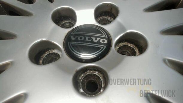 Foto: ALUFELGE 7X16 ET49 eines Volvo S80 2.5T
