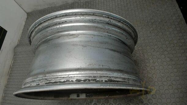 Foto: ALUFELGE 7X16 ET49 eines Volvo S80 2.5T