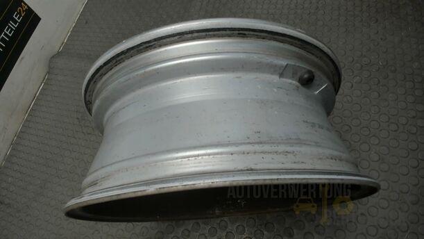 Foto: ALUFELGE 6X16 ET27 eines Peugeot 207 SW 110 HDi FAP (Blue Lion)
