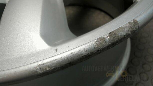 Foto: ALUFELGE 7X17 ET50 eines Hyundai Santa Fe 2.2 CRDi 4WD Trendline