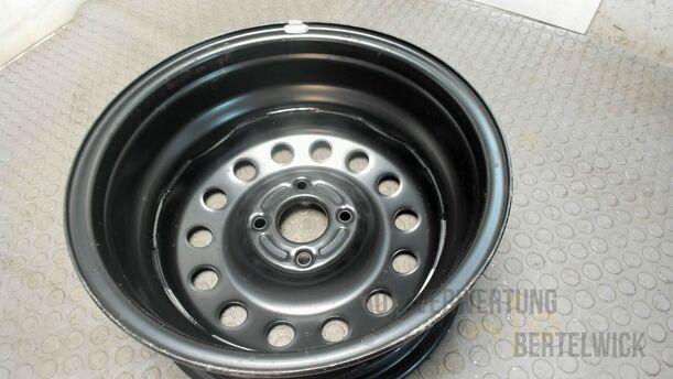 Foto: STAHLFELGE 6X15 ET52,5 eines Ford Focus