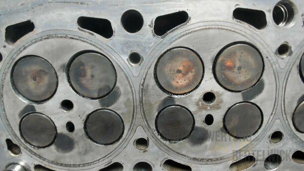 Foto: ZYLINDERKOPF ( QXBA / C20DD0X ) eines Ford Mondeo Turnier 2.0 TDCi Aut.