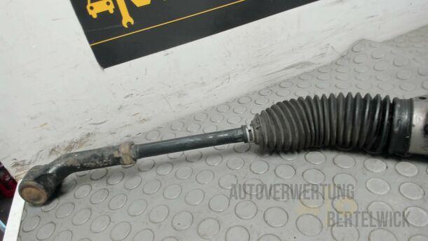 Foto: SERVOLENKUNG / LENKGETRIEBE eines Ford Mondeo Turnier 2.0 TDCi Aut.