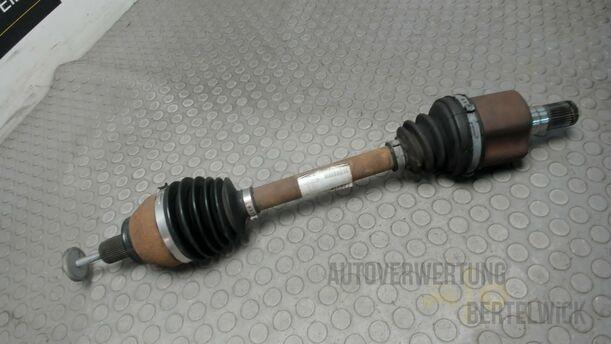 Foto: ANTRIEBSWELLE LINKS (AUTOMATIKGETRIEBE) eines Ford Mondeo Turnier 2.0 TDCi Aut.