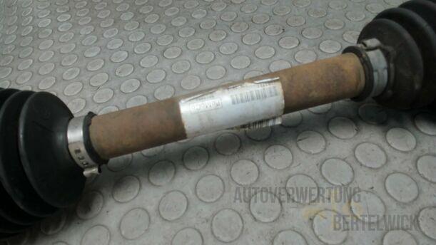 Foto: ANTRIEBSWELLE LINKS (AUTOMATIKGETRIEBE) eines Ford Mondeo Turnier 2.0 TDCi Aut.