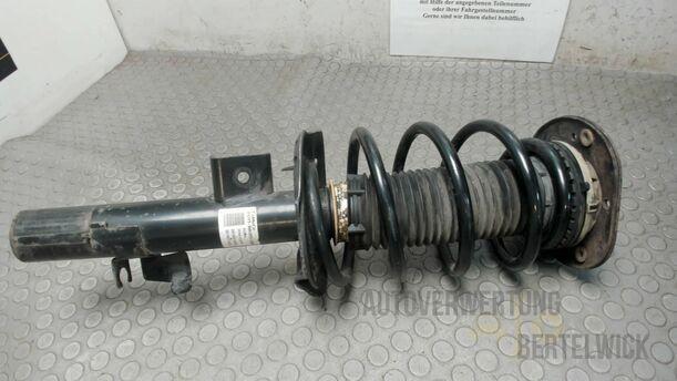 Foto: FEDERBEIN VORNE LINKS eines Ford Mondeo Turnier 2.0 TDCi Aut.