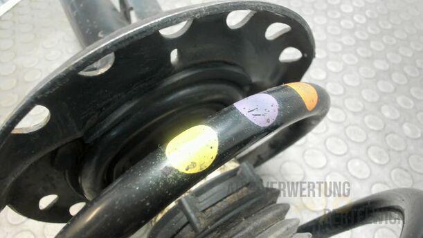 Foto: FEDERBEIN VORNE LINKS eines Ford Mondeo Turnier 2.0 TDCi Aut.