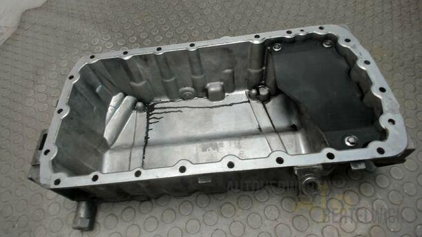 Foto: ÖLWANNE ( QXBA ) eines Ford Mondeo Turnier 2.0 TDCi Aut.