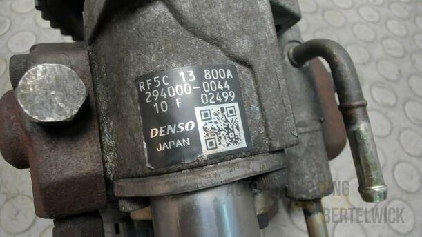 Foto: DIESELEINSPRITZPUMPE / HOCHDRUCKPUMPE eines Mazda MPV 2.0 TD