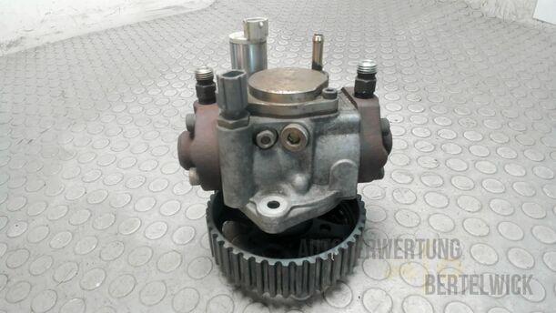 Foto: DIESELEINSPRITZPUMPE / HOCHDRUCKPUMPE eines Mazda MPV 2.0 TD