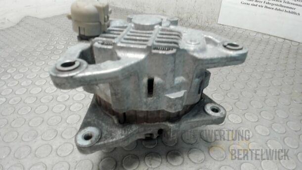 Foto: LICHTMASCHINE / GENERATOR 90A eines Mazda MPV 2.0 TD