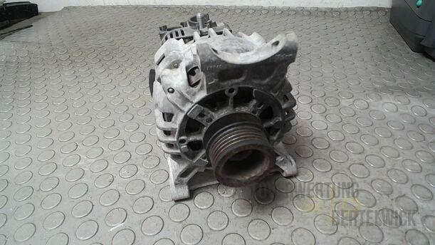 Foto: LICHTMASCHINE ( 90A ) eines Mercedes-Benz A 150