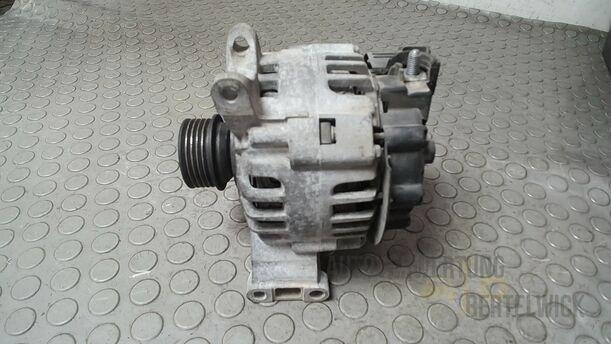 Foto: LICHTMASCHINE ( 90A ) eines Mercedes-Benz A 150