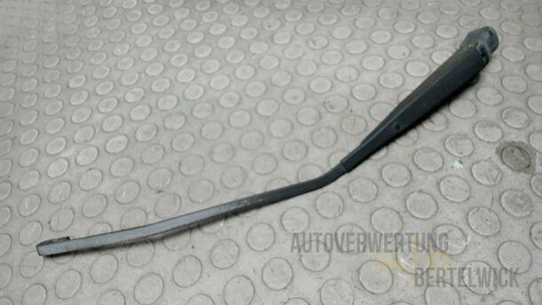 Foto: SCHEIBENWISCHERARM HINTEN eines Mazda MPV 2.0 TD