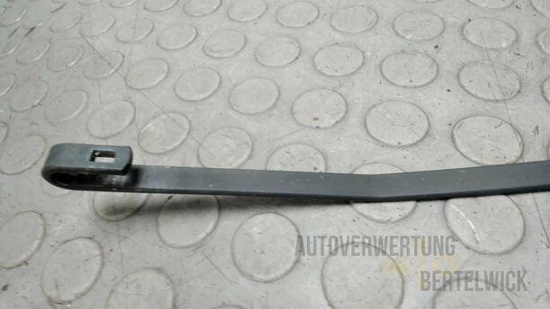 Foto: SCHEIBENWISCHERARM HINTEN eines Mazda MPV 2.0 TD